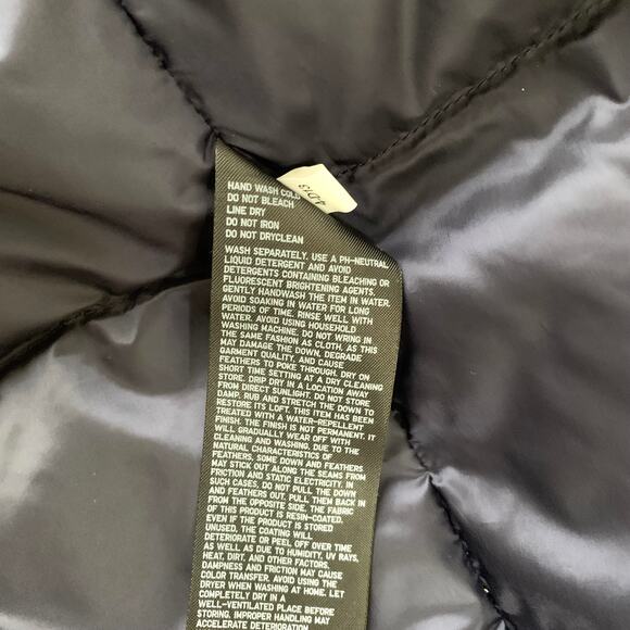 Uniqlo Down Belted Long Trench Coat in Navy Blue - Picture 12 of 13